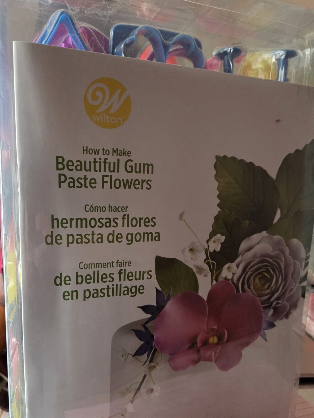 Wilton How To Make Beautiful Gum Paste Flowers